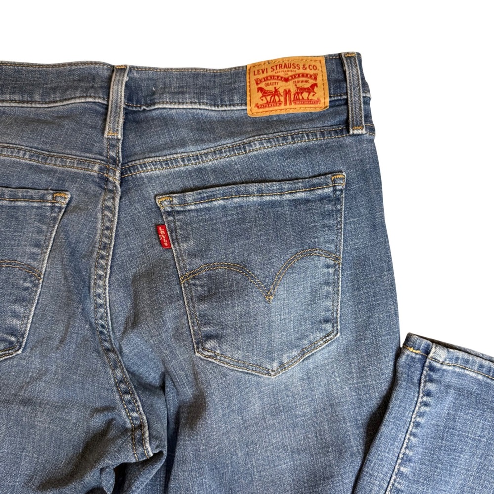 Levis 314 Shaping Straight Jeans Size 28